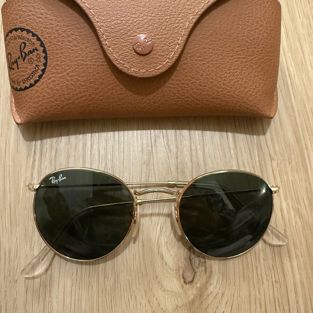 Ray-Ban Gold Frame Sunglasses with Dark Lenses